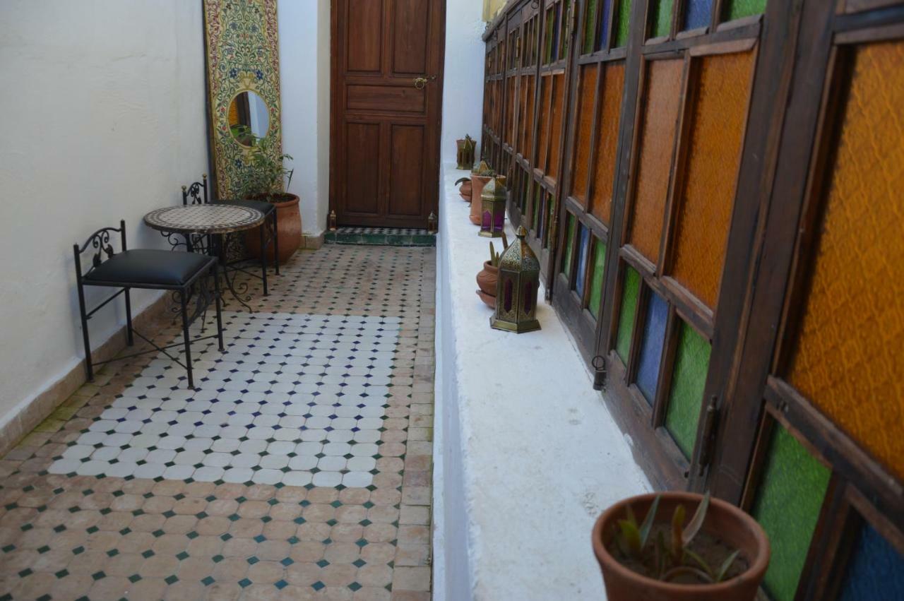 Riad Oumkaltoum Фес Екстериор снимка
